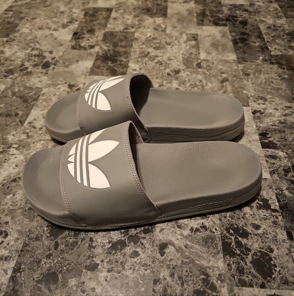 Adidas Trefoil Slides - Picture 4 of 6